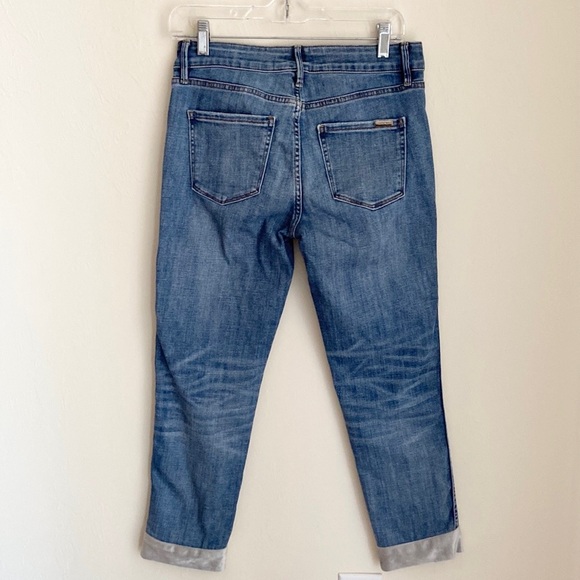 White House Black Market Mid Rise The Straight Crop Floral Embroidered Jeans - Picture 9 of 16